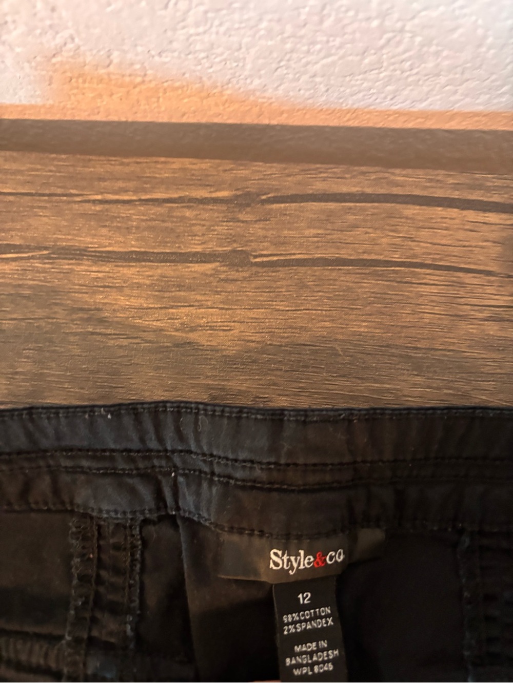 Black pants size 12 - Picture 3 of 3